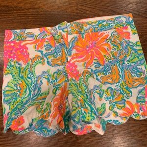 Lilly Pulitzer Scalloped Shorts NWOT
